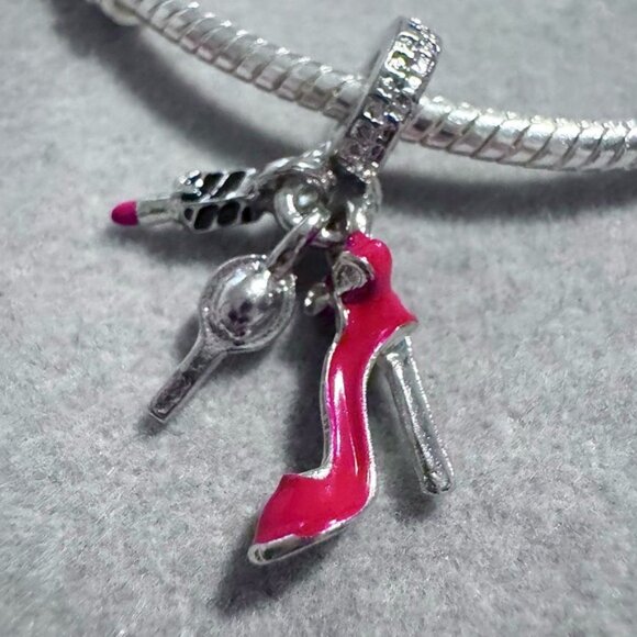 Lipstick Heels Dangle Charm fits PANDORA - Picture 1 of 9
